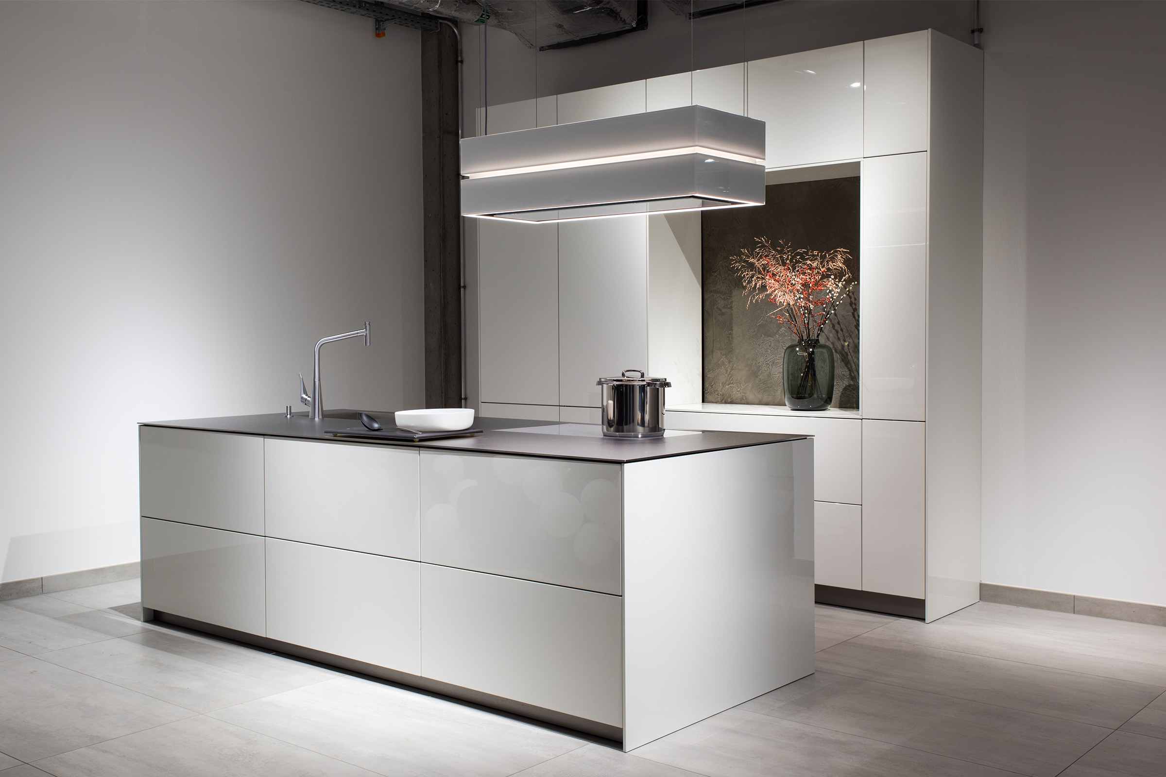 allmilmoe kitchens design art picco high gloss laquer white